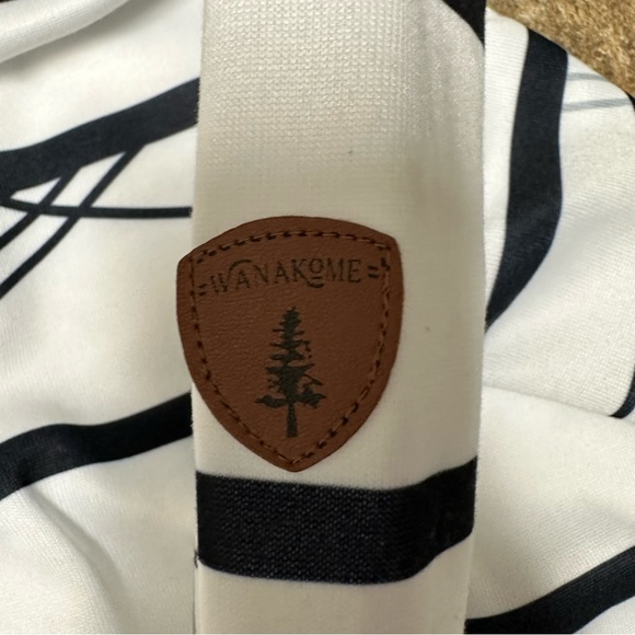 Exclusive❤️Wanakome Pullover Zipper Hoodie Size S EUC - Picture 4 of 9